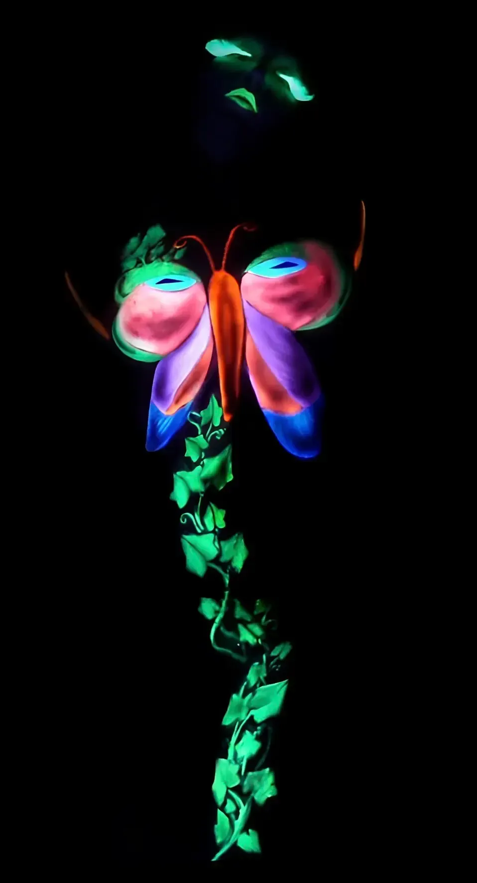Bodypainting fluo a Milano