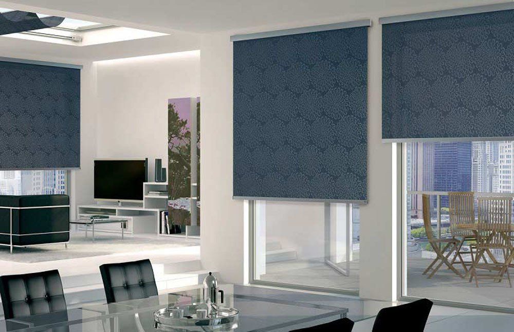 tenda a rullo con mantovana per ufficio