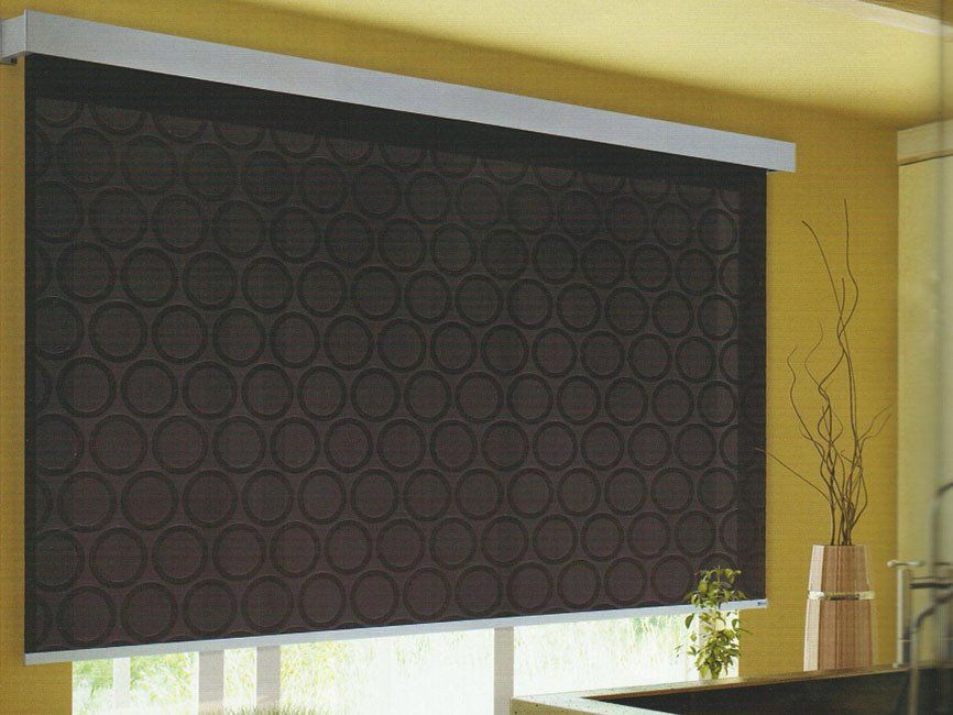 tenda a rullo con mantovana