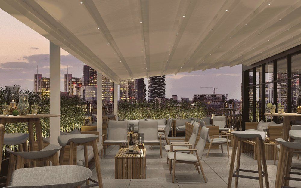 terrazza cittadina con pergotenda