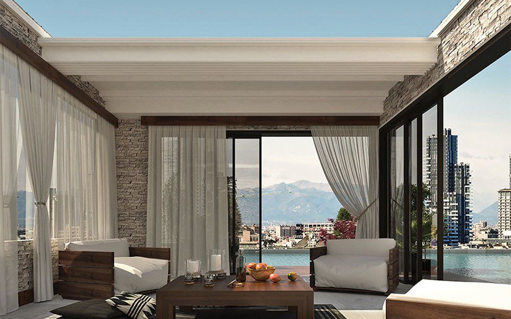 veranda di appartamento con pergotenda