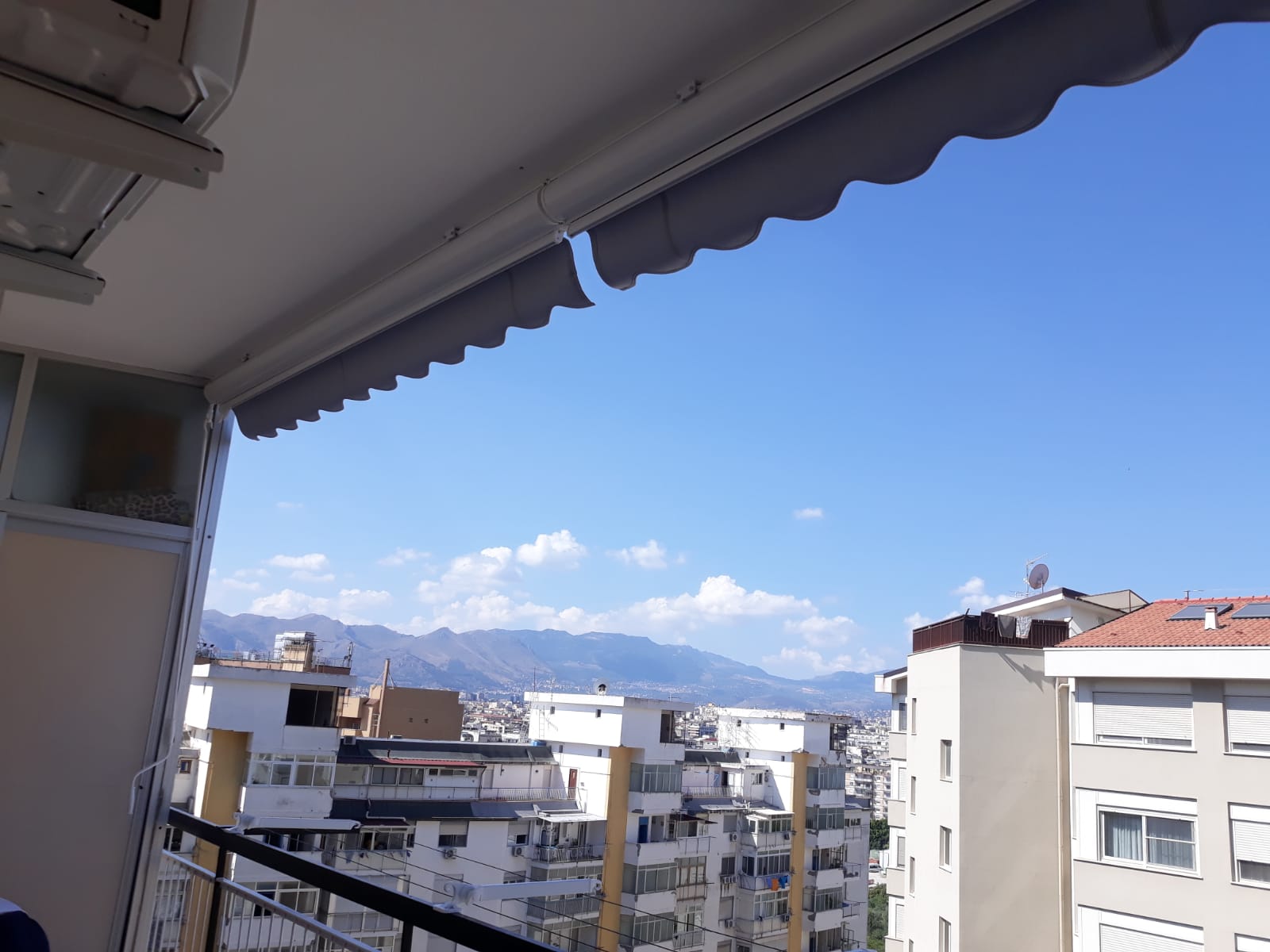 tenda parasole per terrazzo condominiale