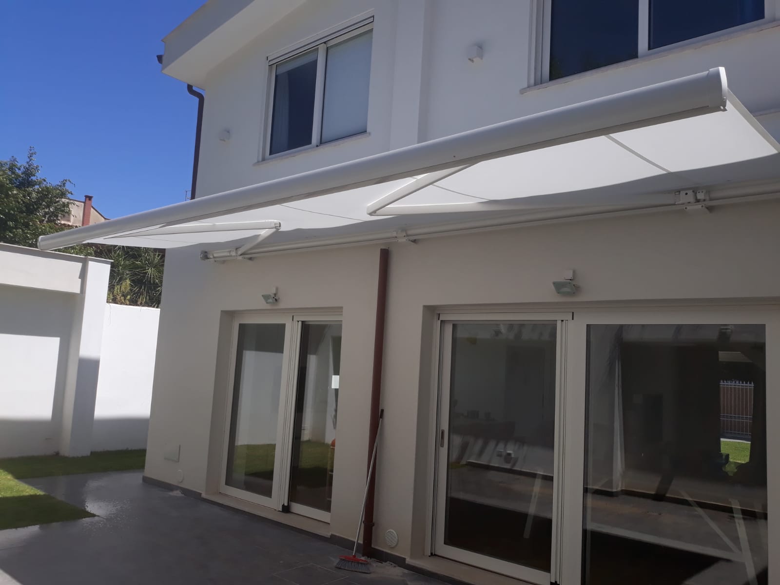 tenda automatica per abitazione privata