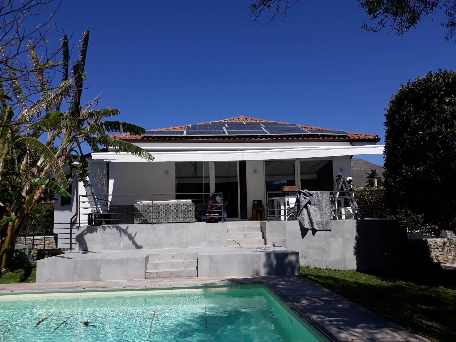 tenda per abitazione privata