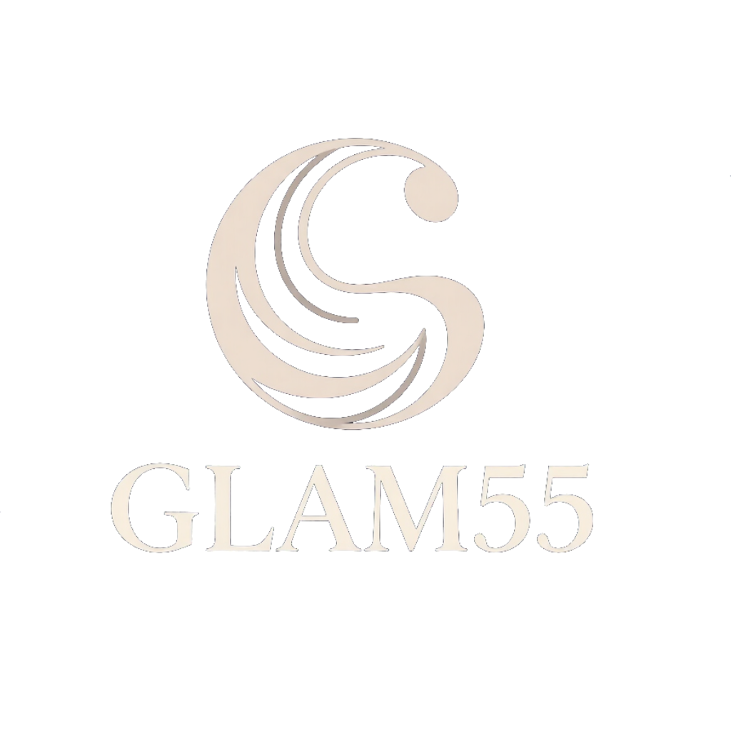 Logo GLAM55 con un monogramma stilizzato a forma di
