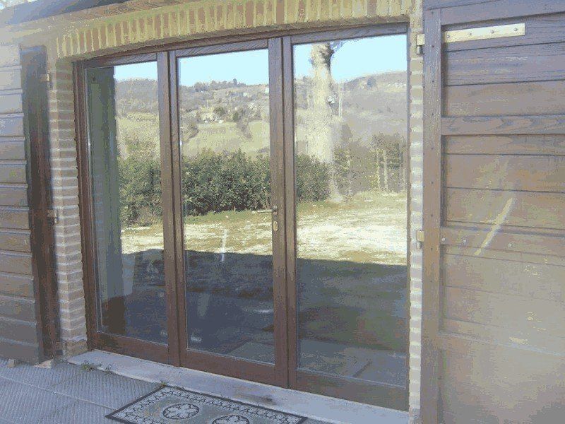 porta finestra a tre ante