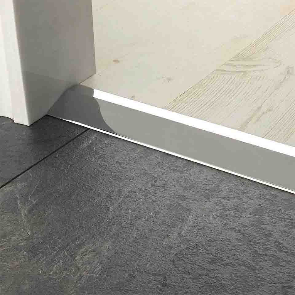 Transitioning between different floor finishes 