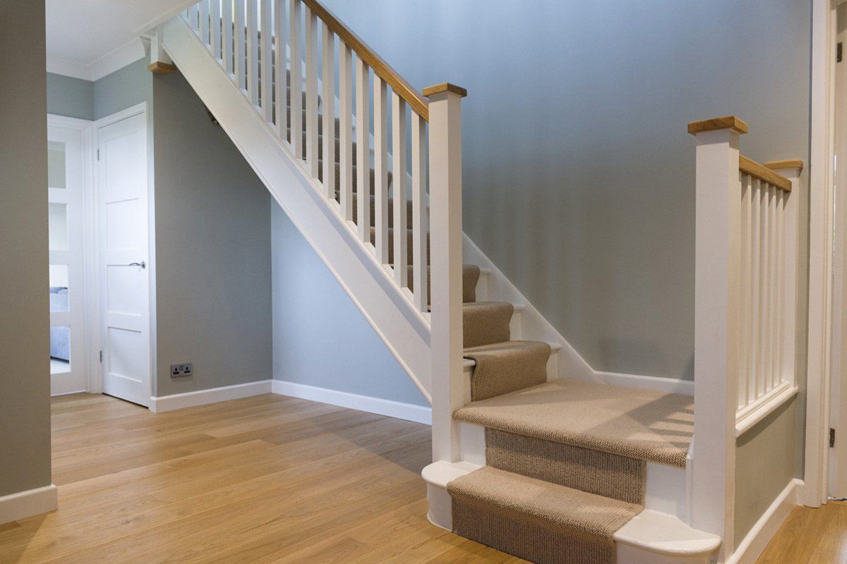 Soundproofed wall with staircase