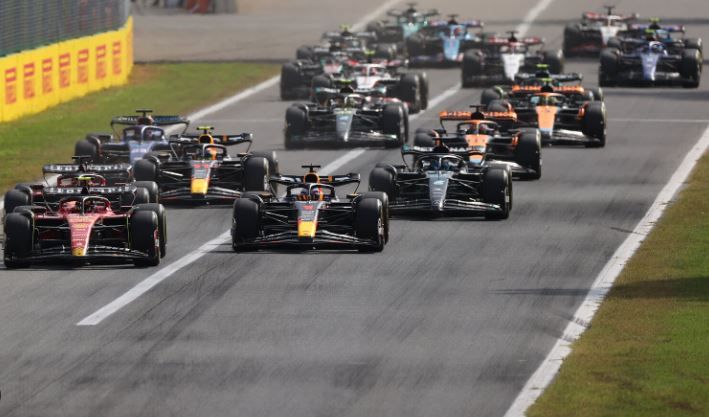 Book your trip to Silverstone British Formula 1 with Brookline