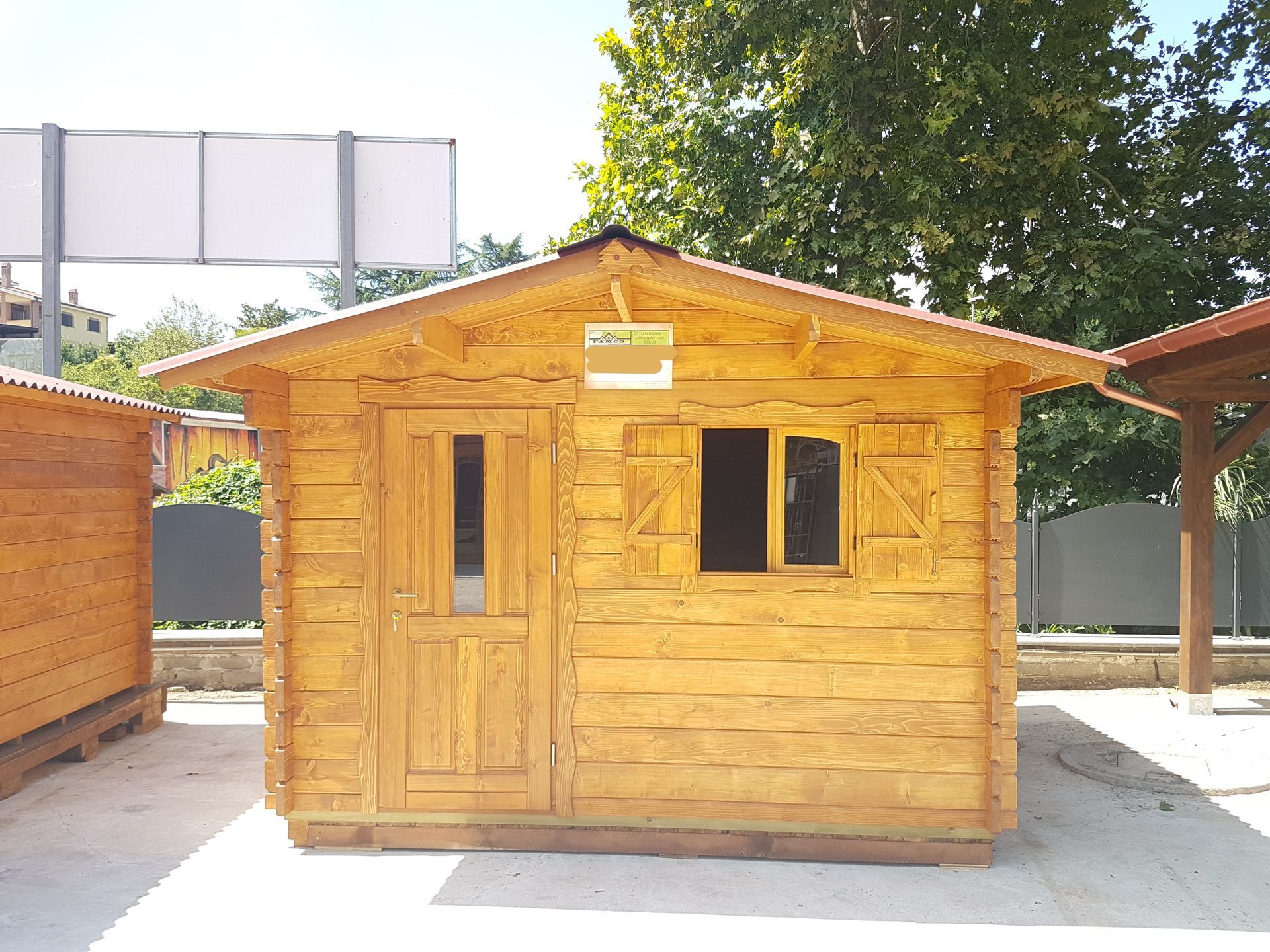 casetta in legno giardino