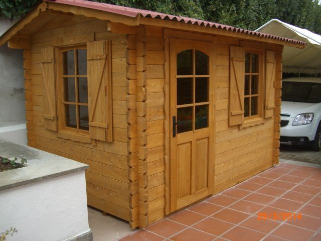 casetta in legno giardino