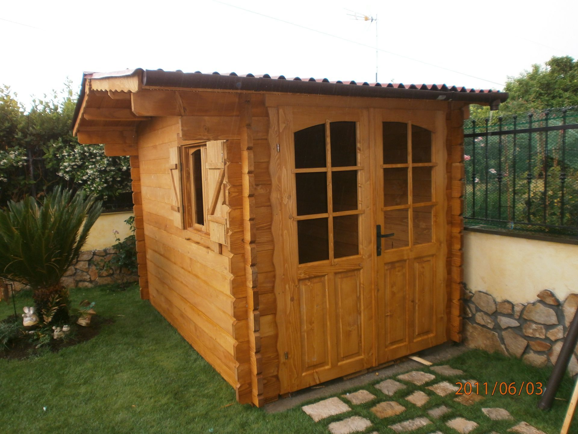 casetta in legno giardino