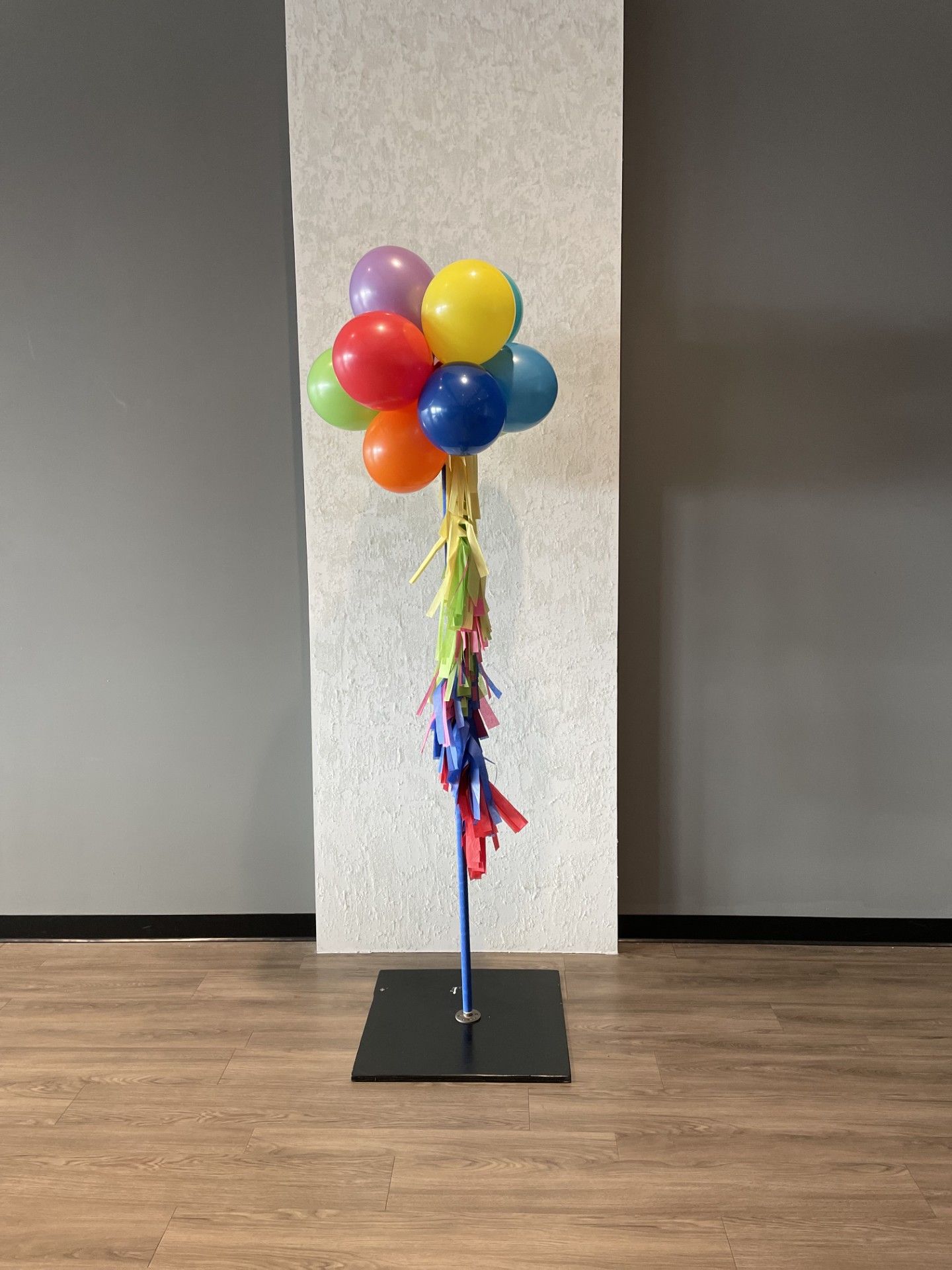Floating Balloon Column