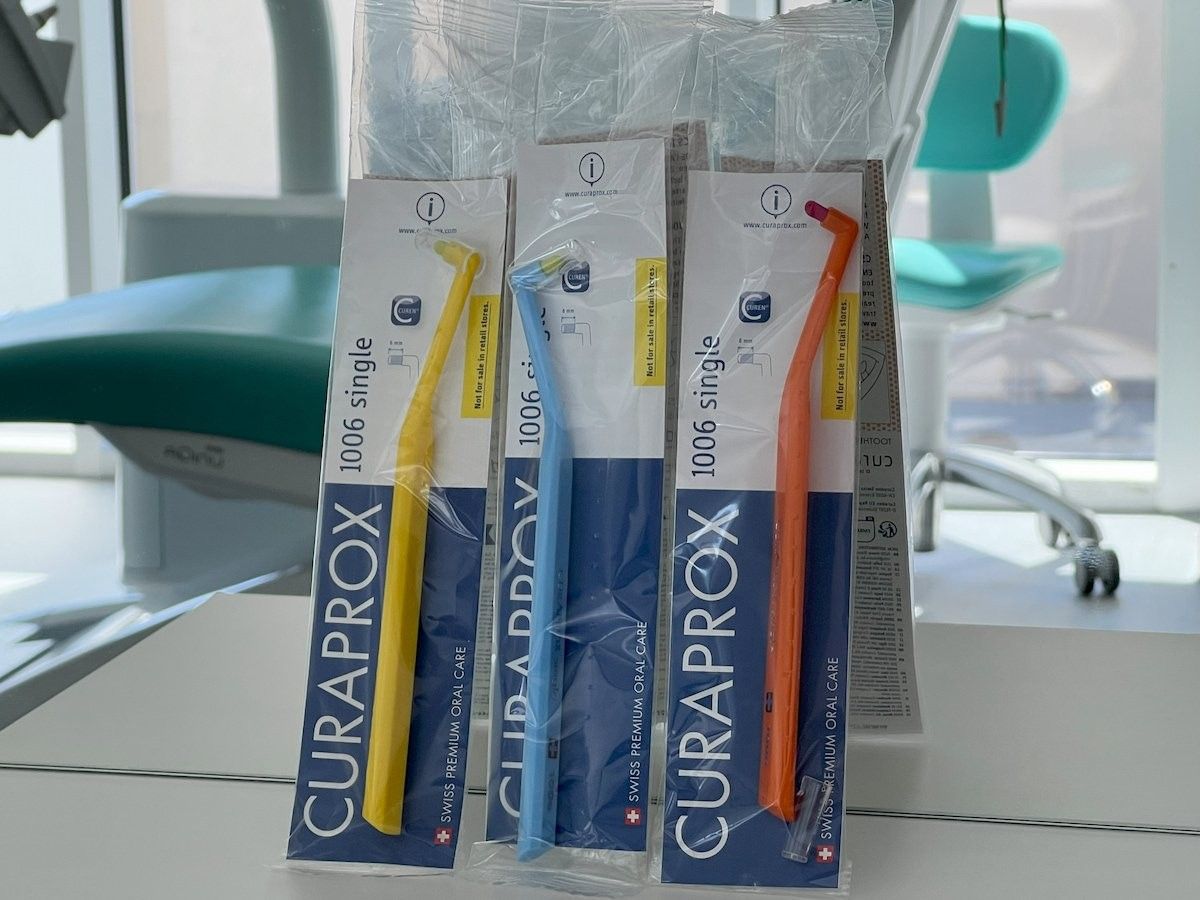 curaprox-zahnbuerste-single-100