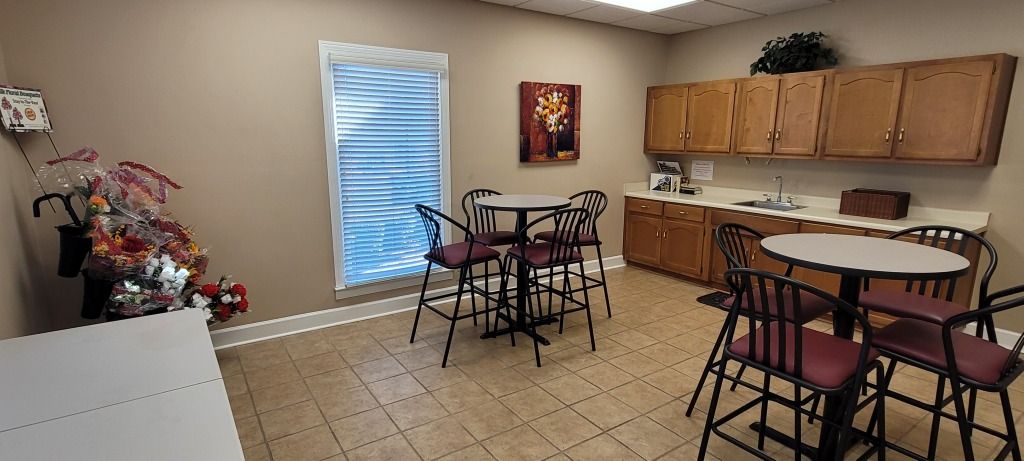 Virtual Tour | Currie-Jefferson Funeral Home & Memorial Gardens