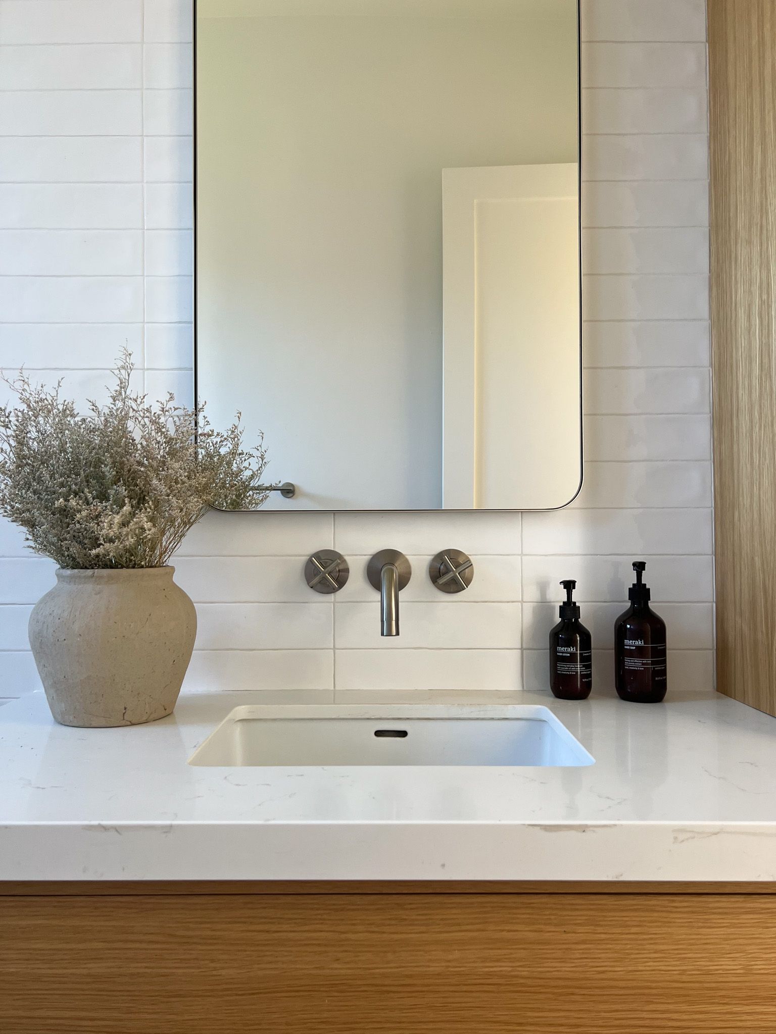Knoxville Kitchen bathroom sink design