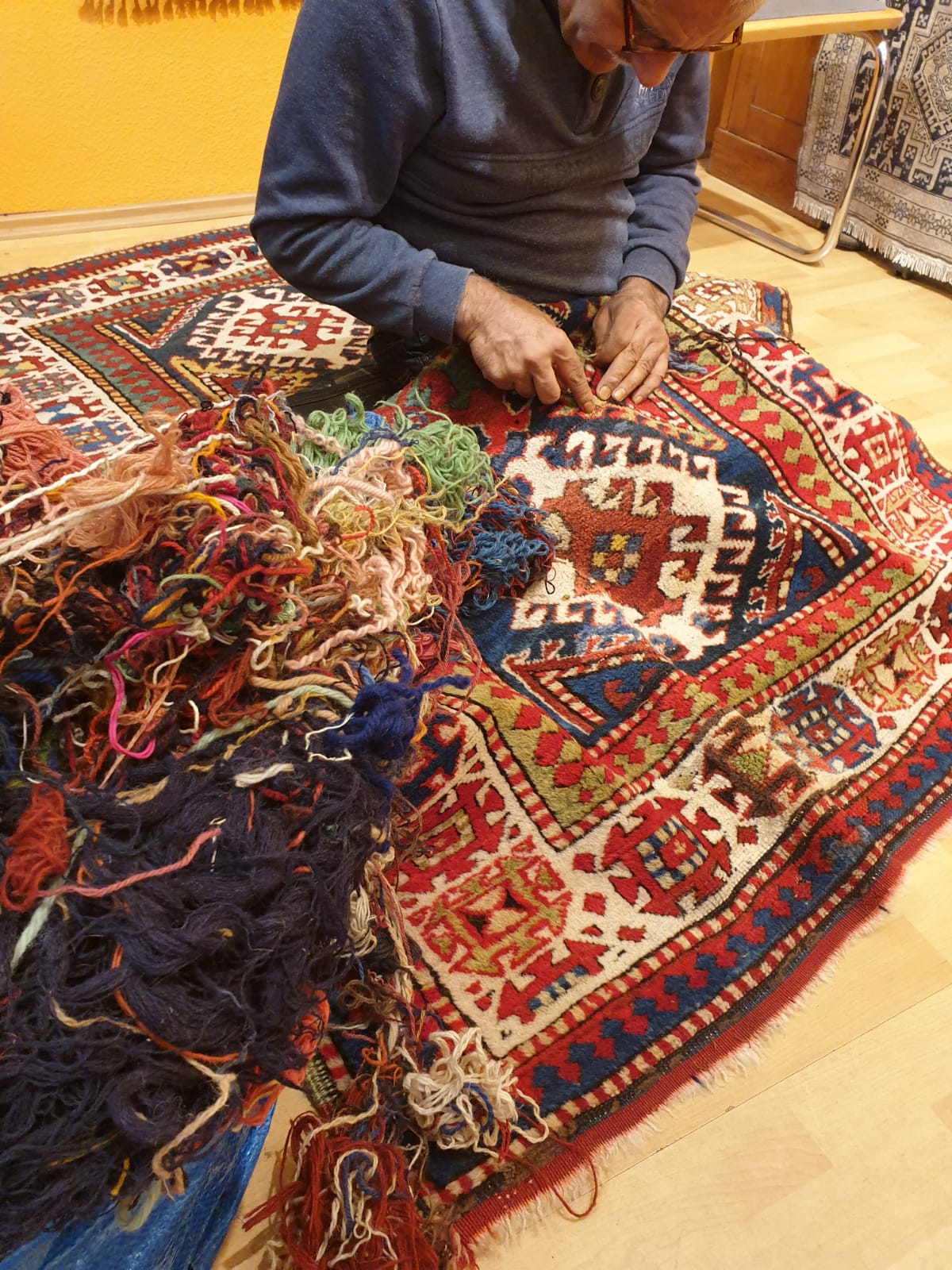 Orientteppich Reparatur und Nachknüpfen