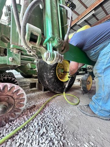 Gallery Photo | Midwest Tire & Service LLC