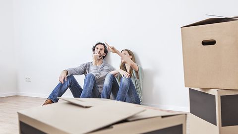 image-189284-bigstock-Happy-Couple-In-Their-New-Home-4887674.jpg?1425419295266