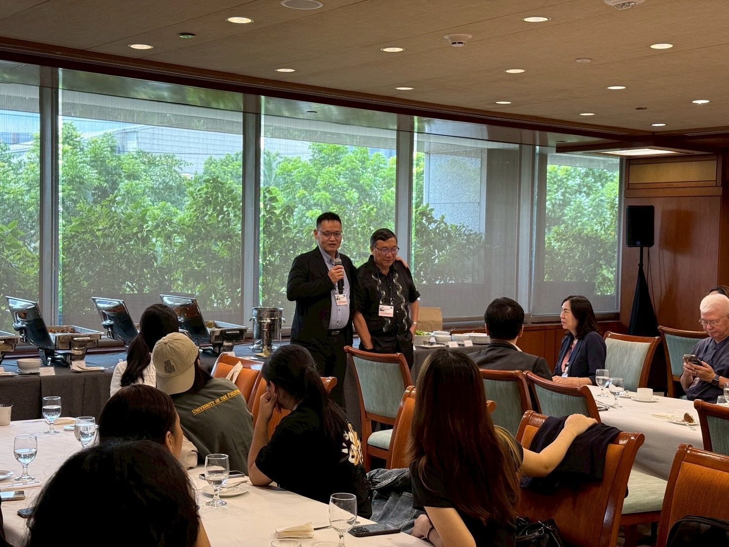 我們透過各種平台呈現移工與學生的故事——他們的挑戰、成長與轉變。
這些真實的旅程讓基金會、企業與社會看見支持的重要性，並願意投入長期資源。
透過持續的資源募集，這項計畫得以從一次性的援助，轉化為可擴大的、永續的賦能循環。