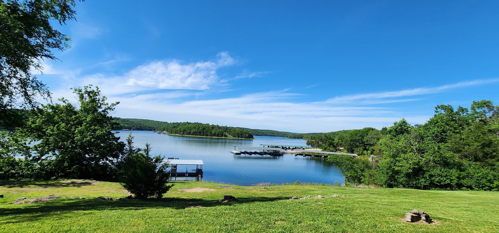 Welcome to Boondocks on Bull Shoals Lake