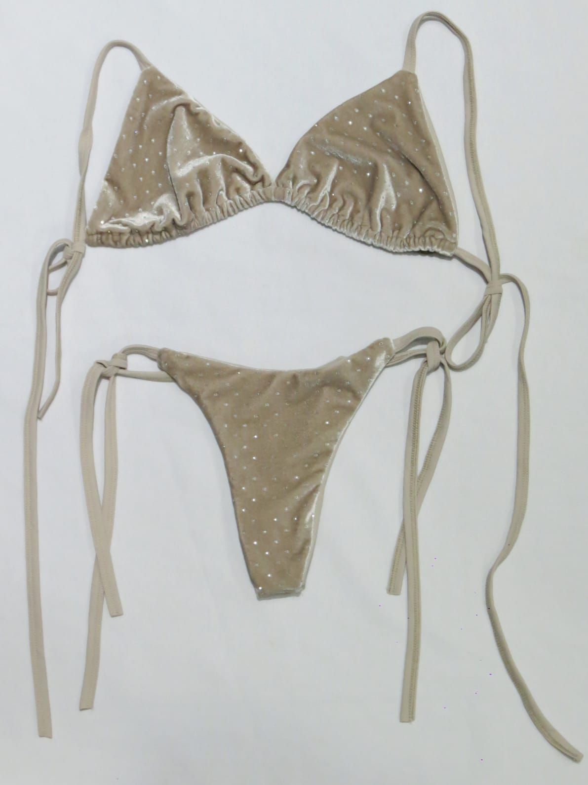 BIKINIS NEGRO Y BEIGE
