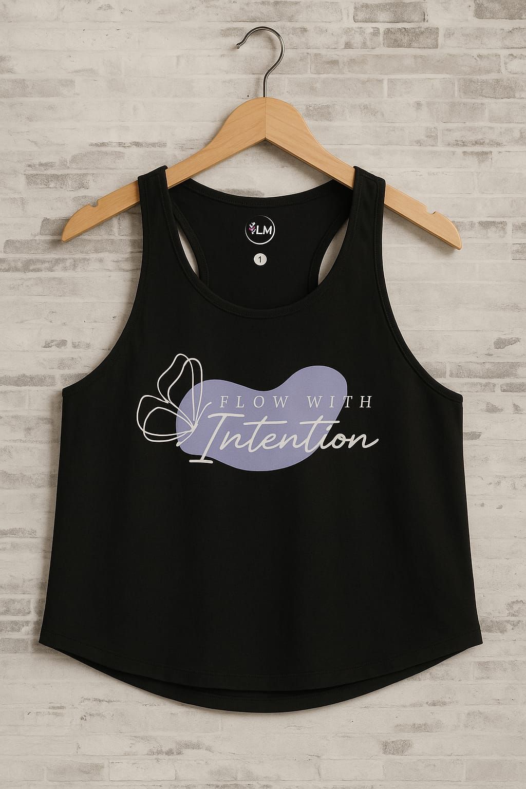 Camiseta sin mangas negra con el texto 