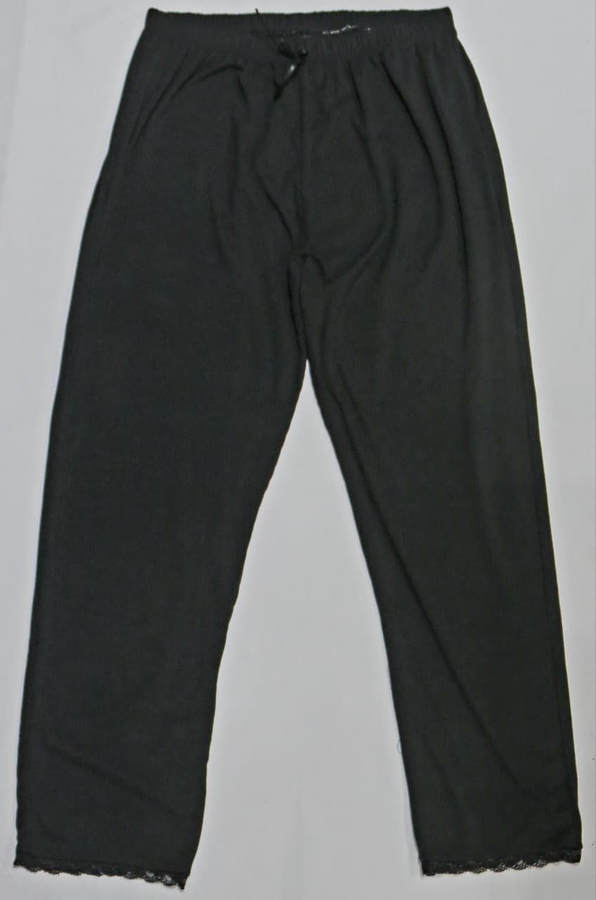 PIJAMA  CON DETALLE DE PUNTILLA