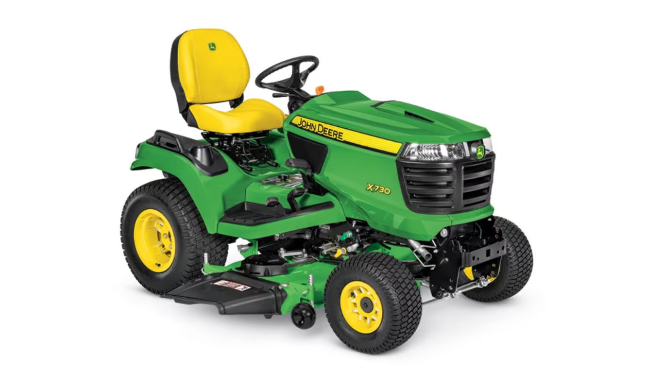 X700 Series lawn tractor