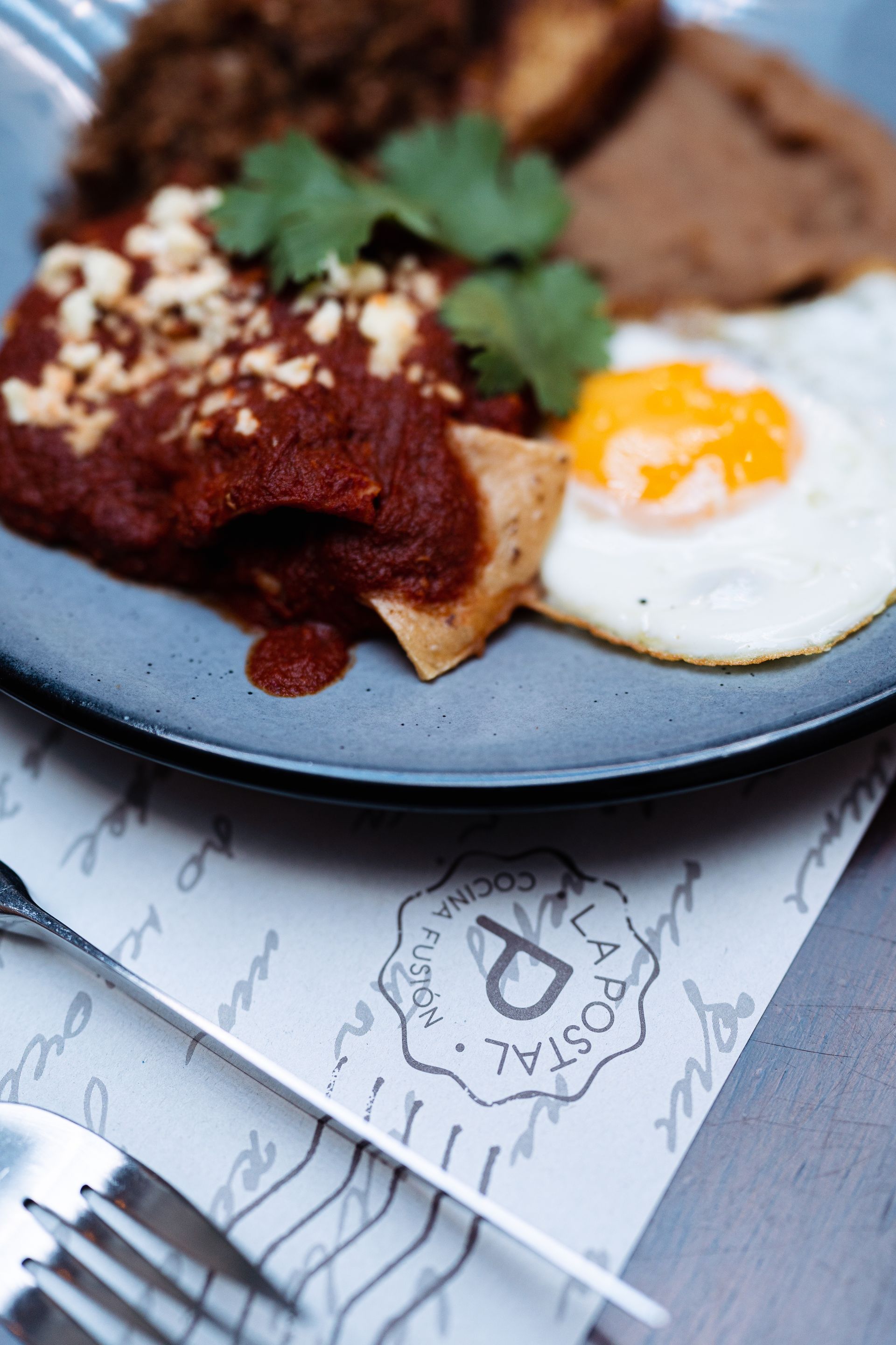 A plate of food with the letter p on it