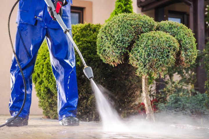 Sidewalk Cleaning With Pressure Washer