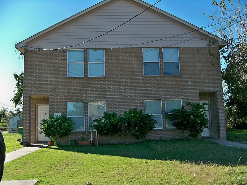 1. Bookertee St 1205&1207