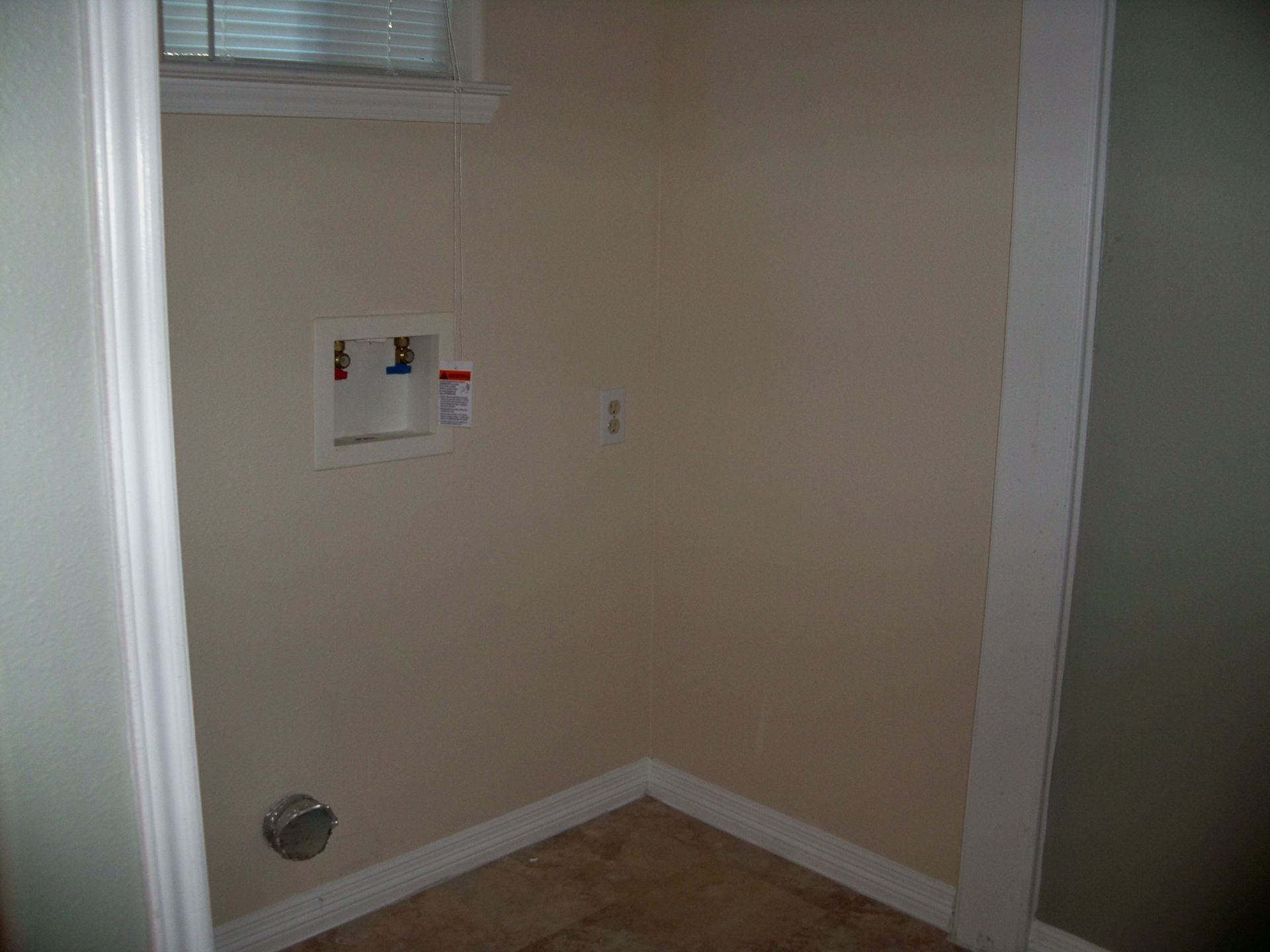 1. Bookertee St 1205&1207