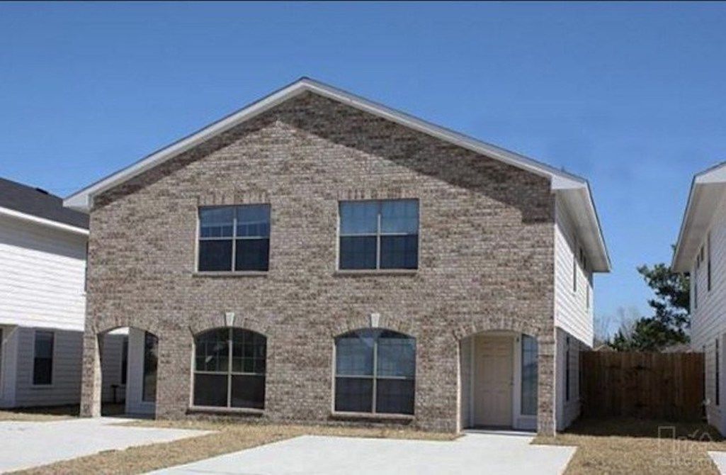 31. Pine Landing Dr 10602 Through 10626