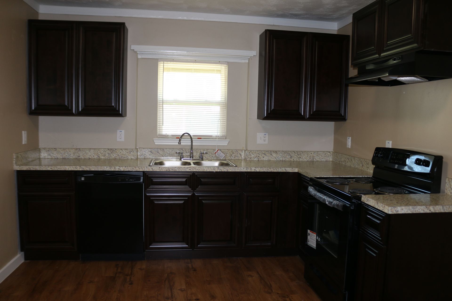 2. N Gaillard St 916