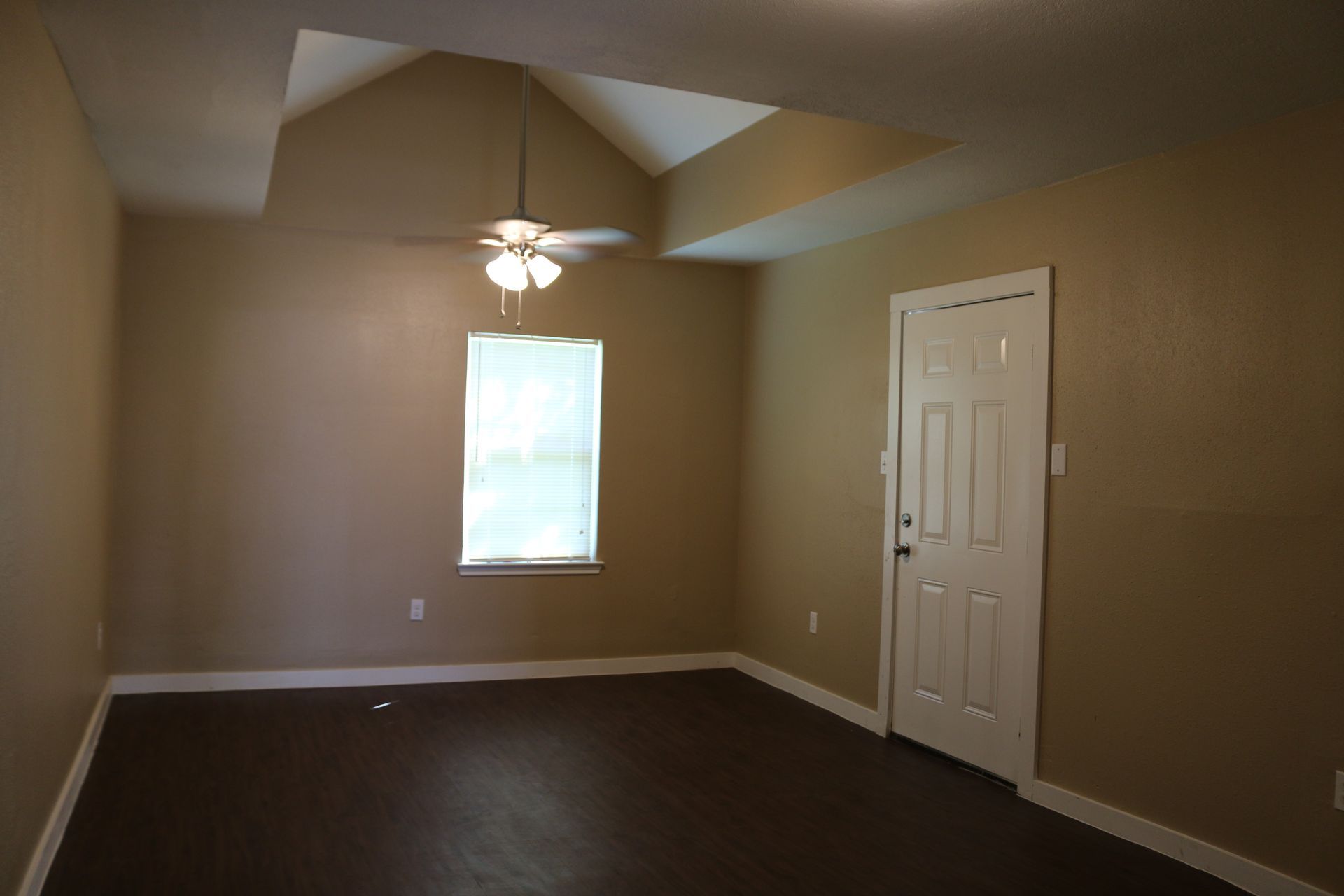 2. N Gaillard St 916