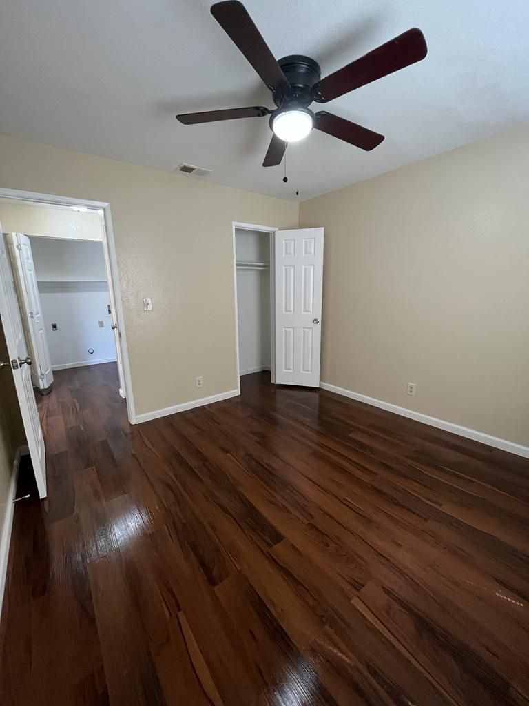 6. Hunters Ln 200&202 Through 225&227