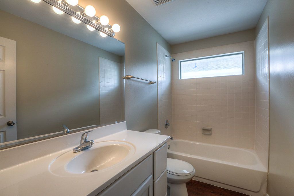 31. Pine Landing Dr 10602 Through 10626