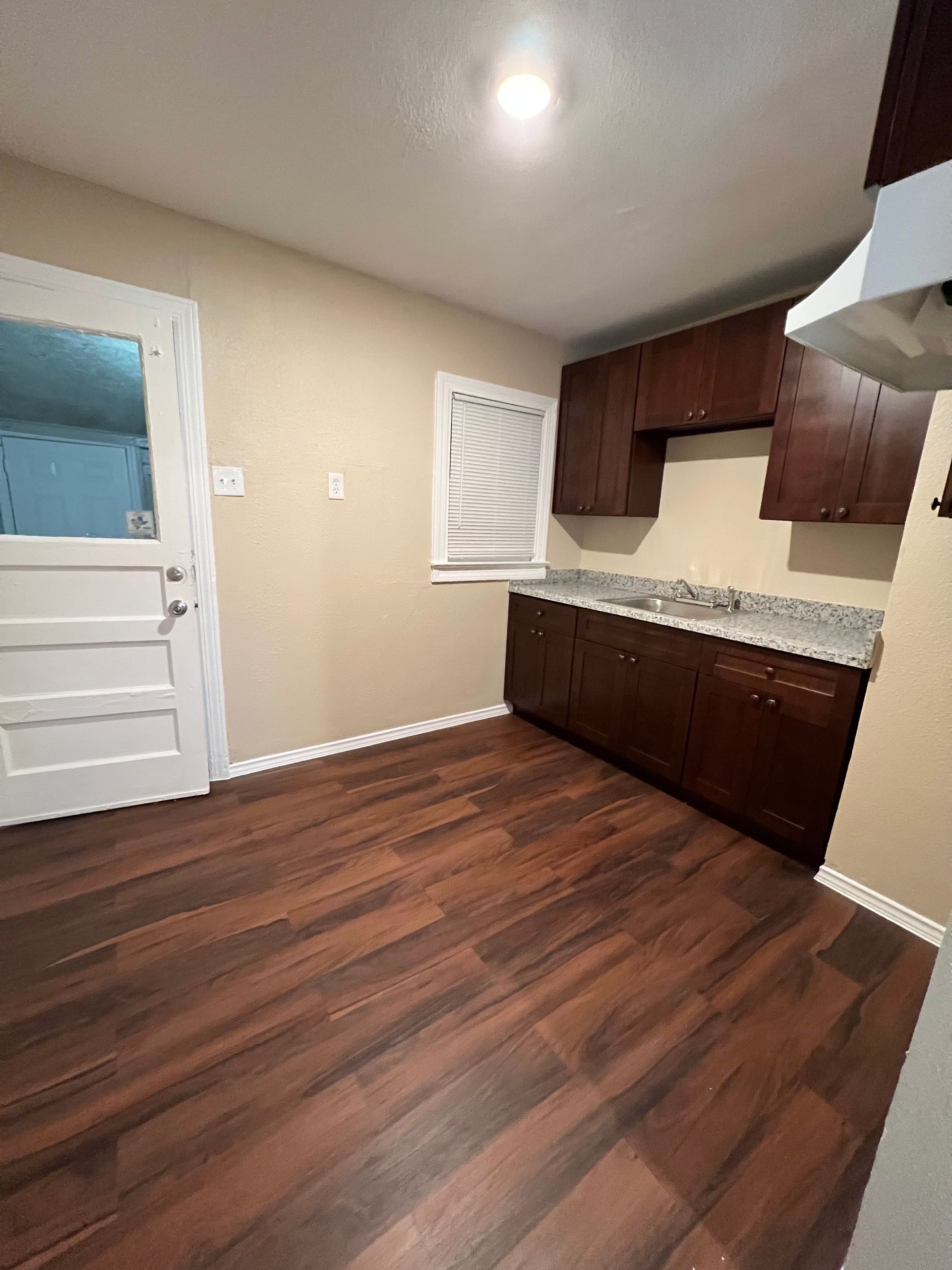 4. Magnolia Ave 4730