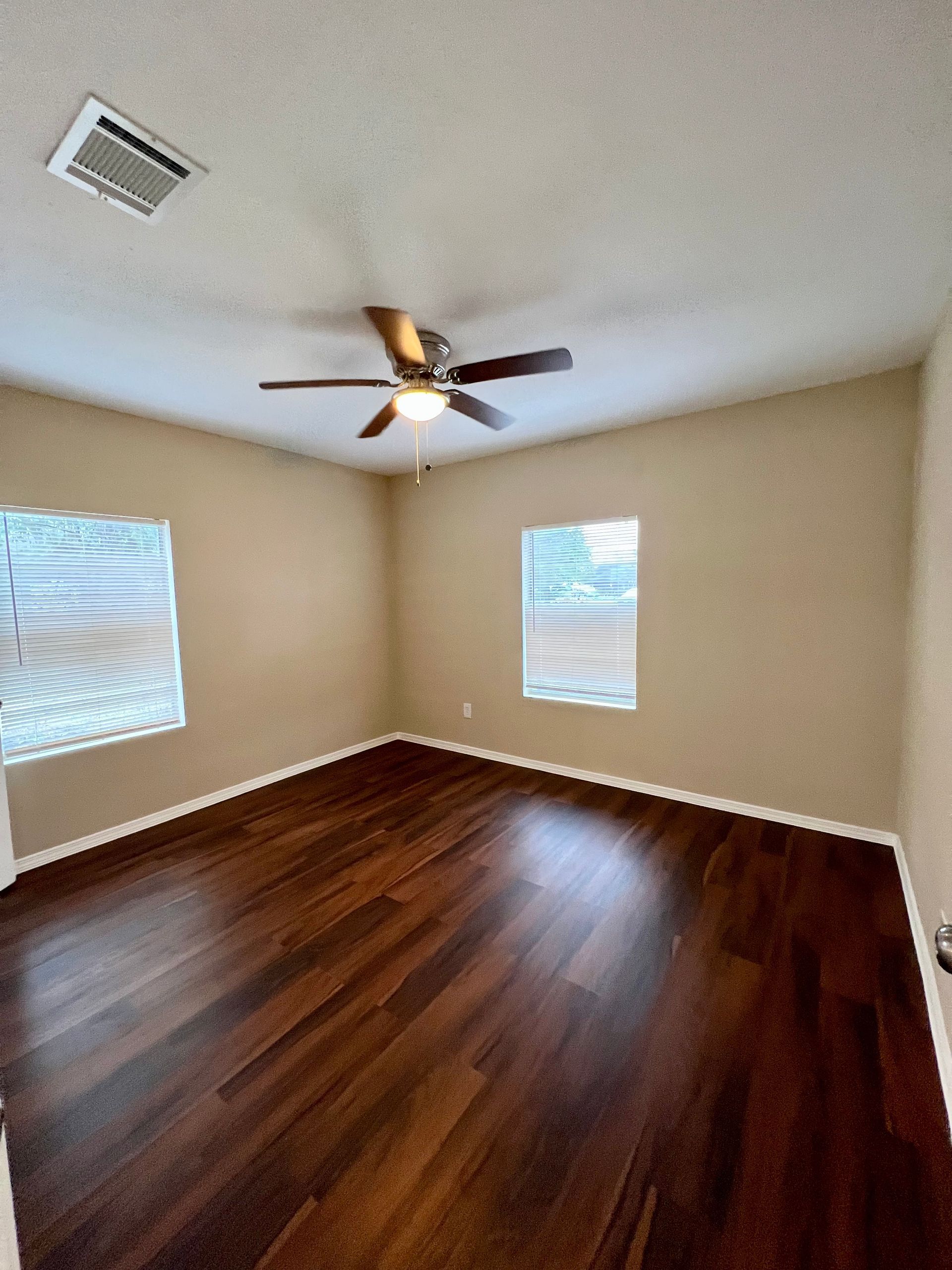 4. Magnolia Ave 4730