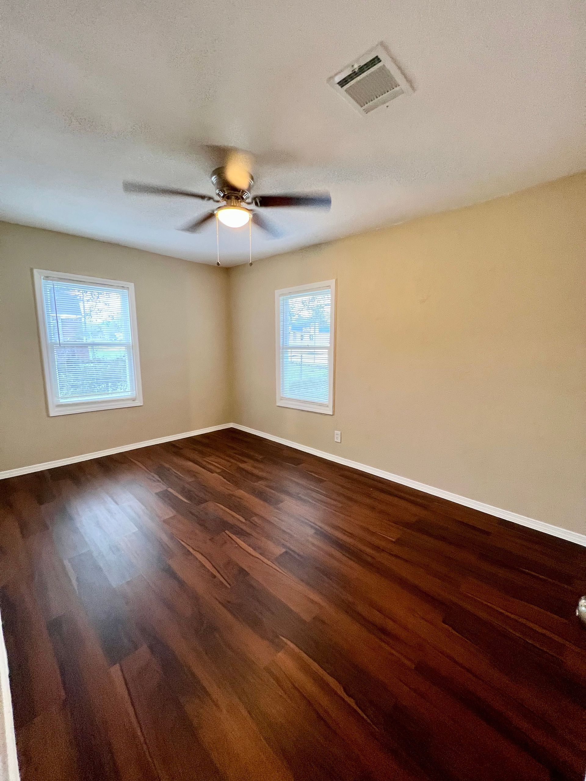 4. Magnolia Ave 4730