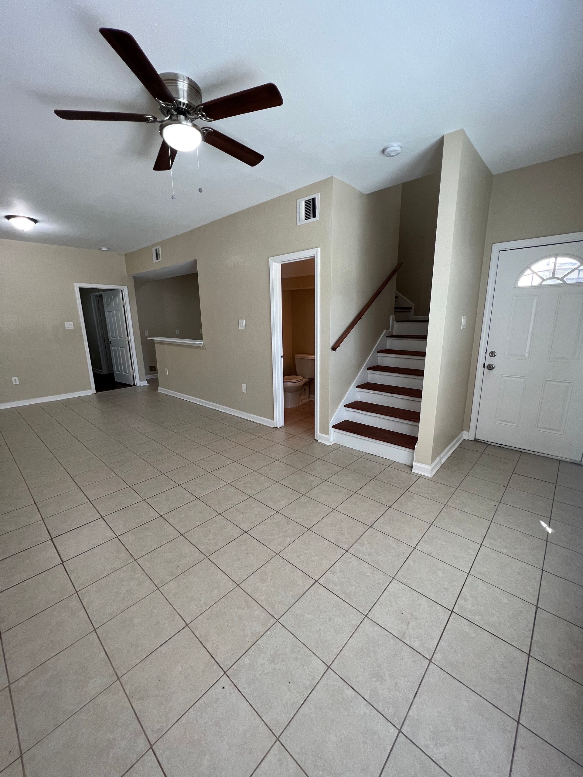 27. Clover St 4727 Through 4735