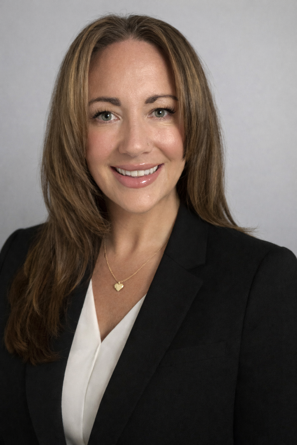 A nurse specialized in personalized wellness care, such as IV therapy and vitamin injections