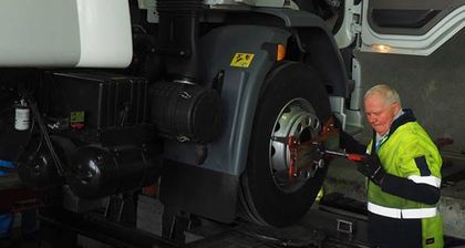 truck mechanic