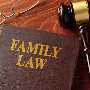 Book and a hammer — Family Law in Shelby, OH