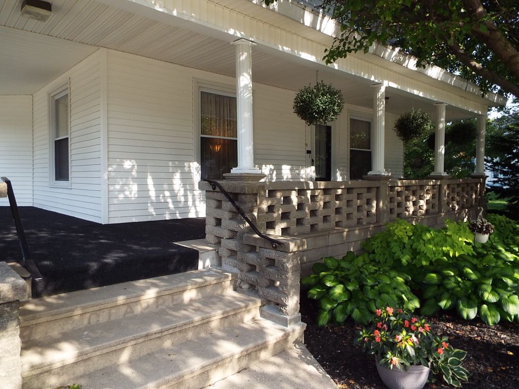 Day & Genda Funeral Home Mulberry Chapel in Mulberry, IN interior and exterior photos