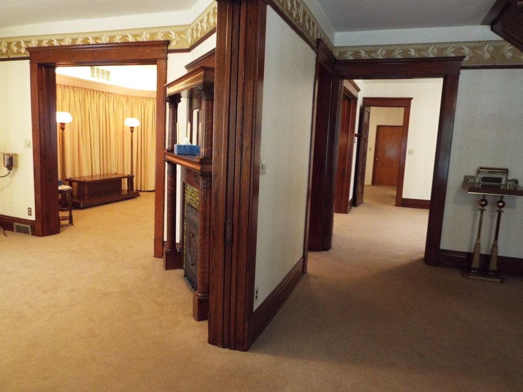 Day & Genda Funeral Home Mulberry Chapel in Mulberry, IN interior and exterior photos