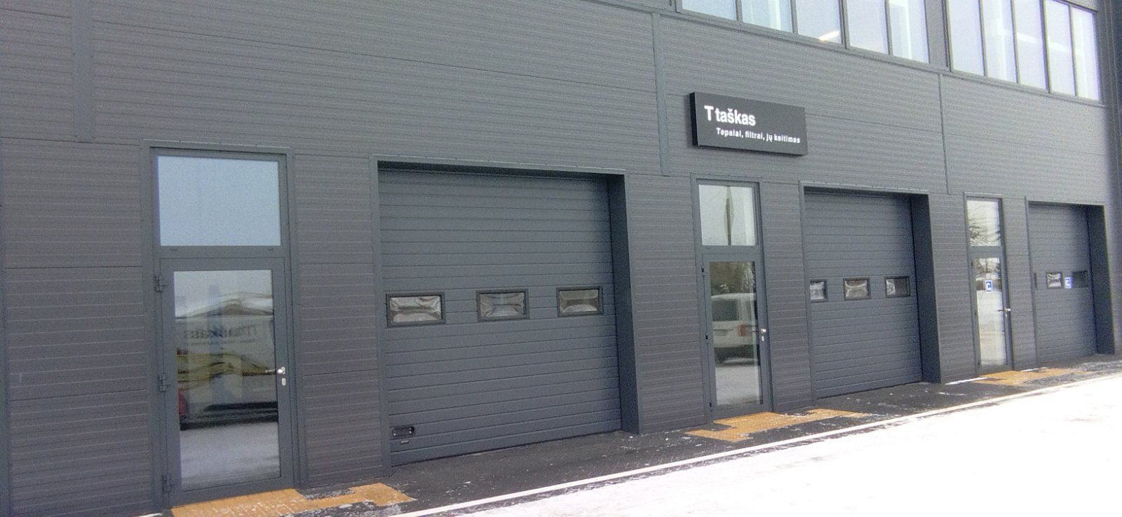 T taškas - parduotuvė autoservisas, šiauliai