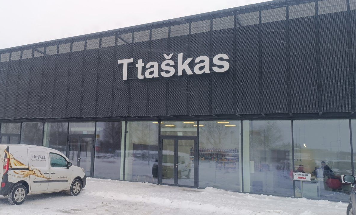 T taškas - parduotuvė autoservisas, Utena