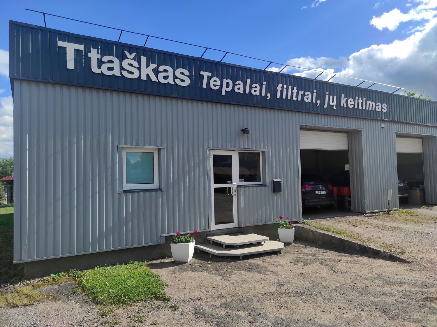 T taškas - parduotuvė autoservisas, Alytus